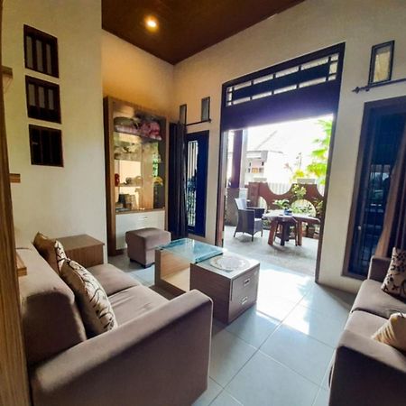 Mocca Guest House Banyuwangi  Zewnętrze zdjęcie
