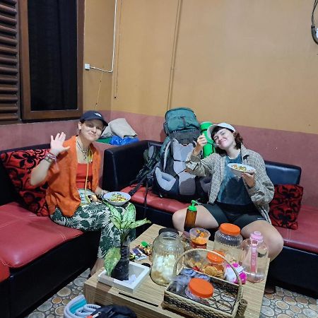 Mocca Guest House Banyuwangi  Zewnętrze zdjęcie