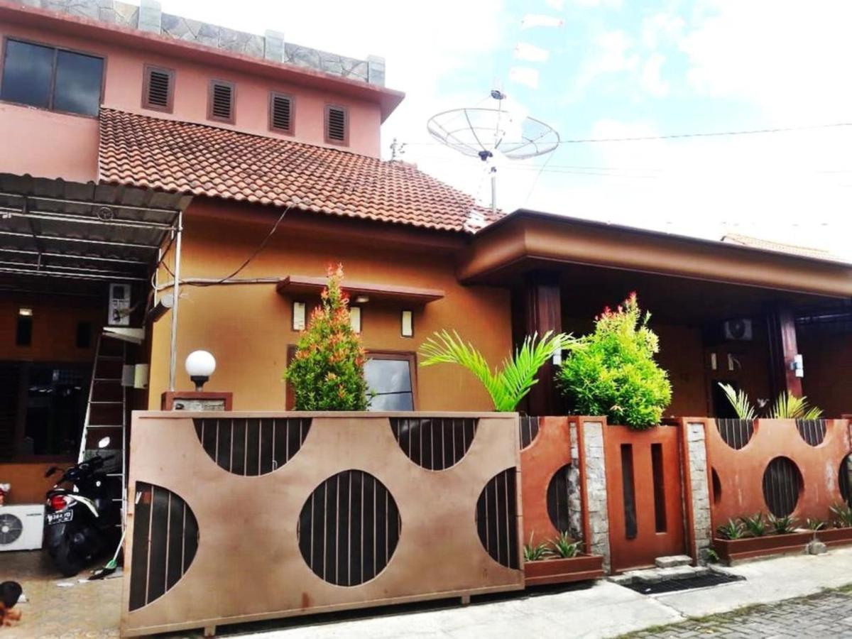 Mocca Guest House Banyuwangi  Zewnętrze zdjęcie