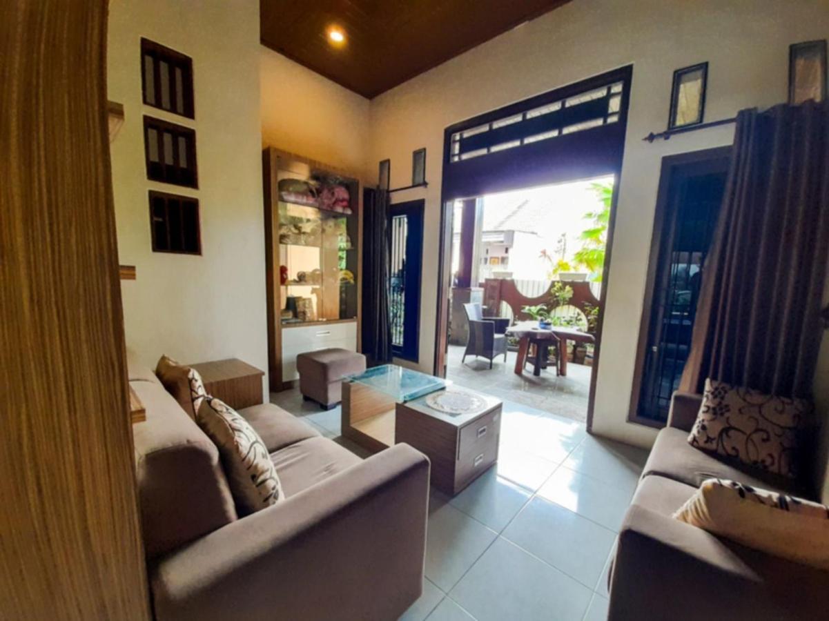Mocca Guest House Banyuwangi  Zewnętrze zdjęcie