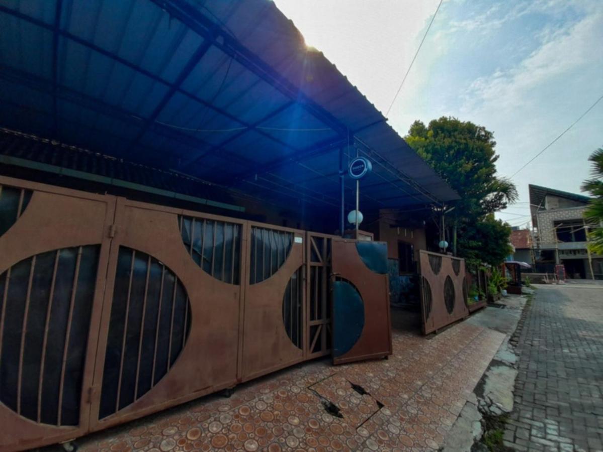 Mocca Guest House Banyuwangi  Zewnętrze zdjęcie