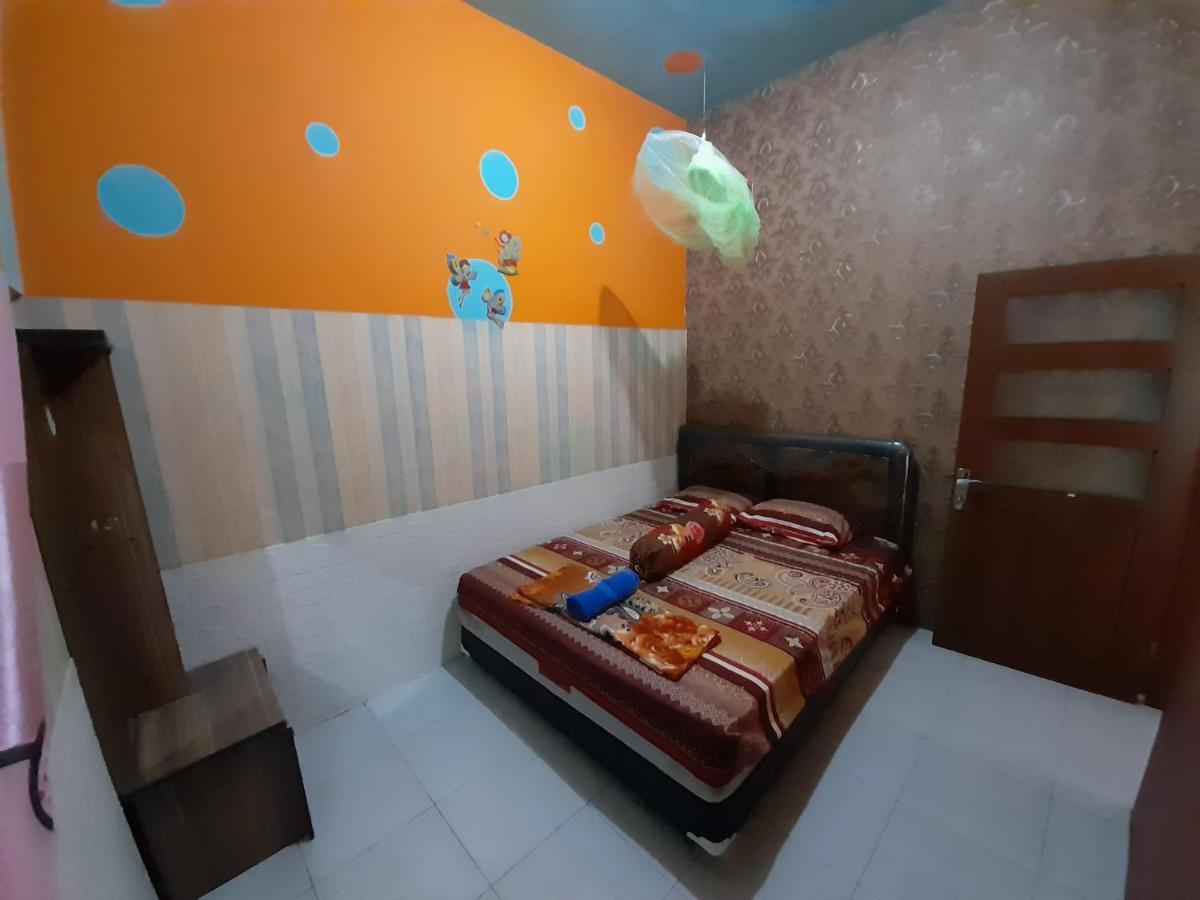 Mocca Guest House Banyuwangi  Zewnętrze zdjęcie
