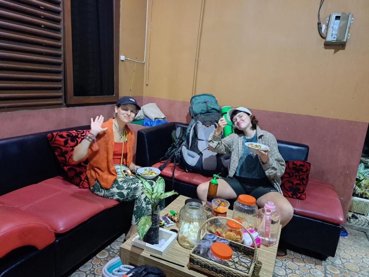 Mocca Guest House Banyuwangi  Zewnętrze zdjęcie