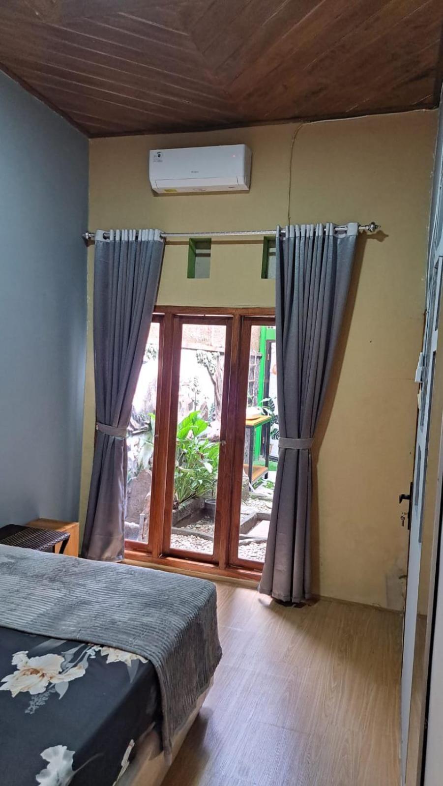 Mocca Guest House Banyuwangi  Zewnętrze zdjęcie